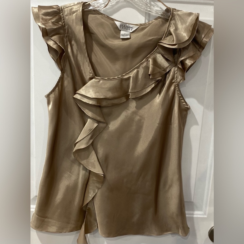 Allison Taylor Shimmering Beige gold Blouse glamour
